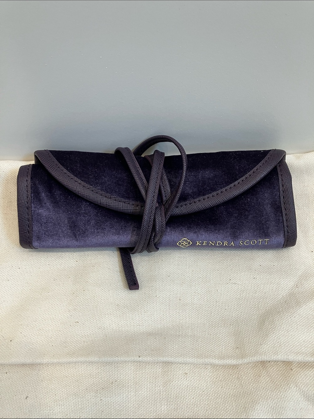 Kendra Scott Target Velvet Jewelry Roll - Purple with Gold Logo
